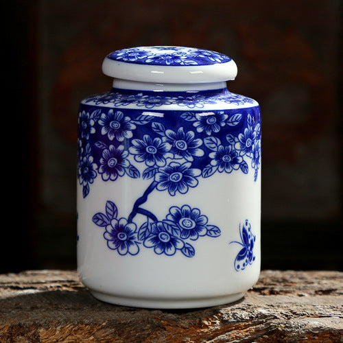 Jingdezhen White Porcelain Sealed Pot Ceramic Pattern Blue And White Porcelain Landscape Flower Tea Caddy