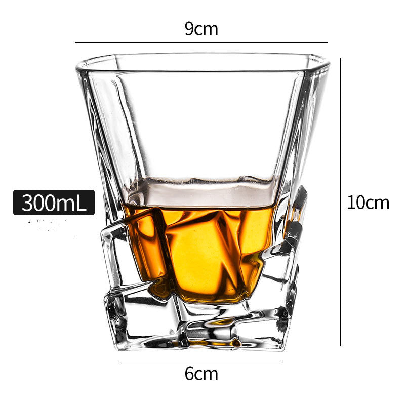 Whisky cocktail glass